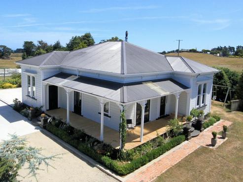 8 Tirimoana Place, Otamatea