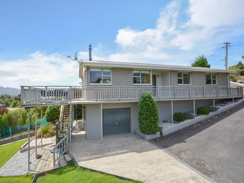 32 Centennial Road, Fairfield