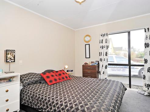 138B Monrad Street, Highbury