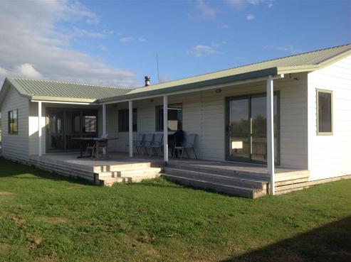 1323 Devon Road, Waitara