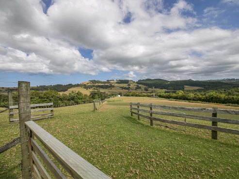221 Taylor Road, Waimauku