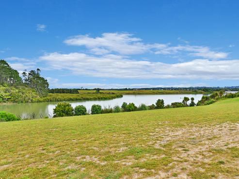 8 Lees Cove, Karaka
