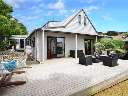 29B Unsworth Drive, Unsworth Heights