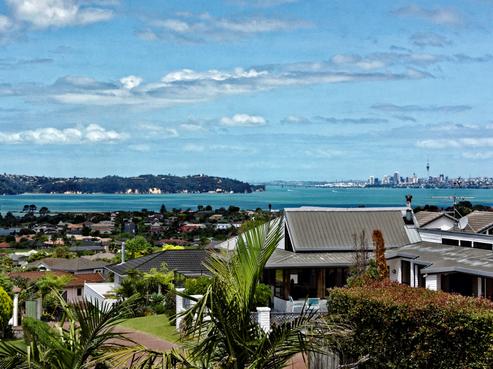 26 Luckens Road, West Harbour