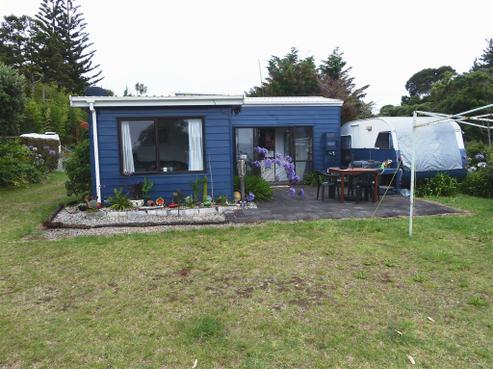 8 Tirinui Crescent, Tairua