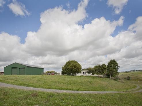 22 Dalziell Road, Eltham