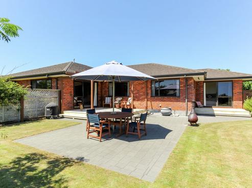 56 Shelter Grove, Frankleigh Park