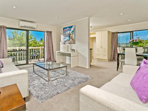 36B Sycamore Drive, Sunnynook