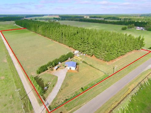 297 Main Race Road, West Eyreton