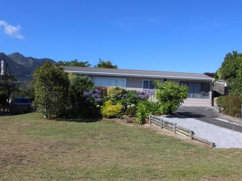 87 Selwyn Street, Pohara