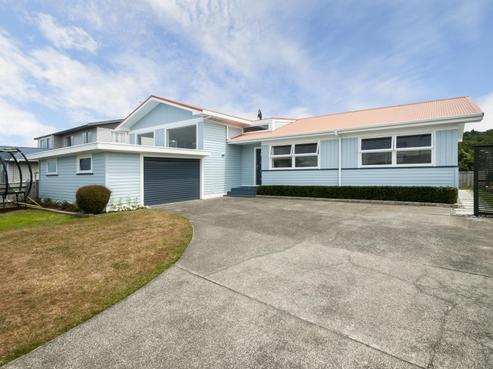 24 Maple Grove, Maungaraki