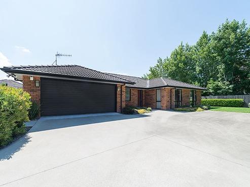 21 Riverholm Drive, Mangakakahi