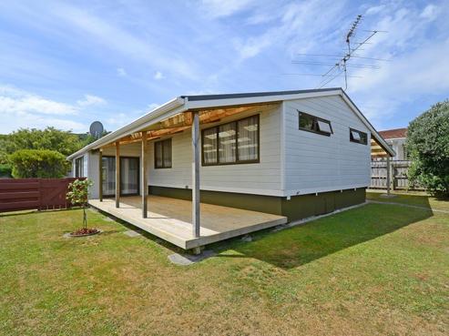 7 Norbert Street, Brown Owl