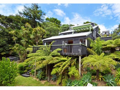 7 The Brae, Maraetai