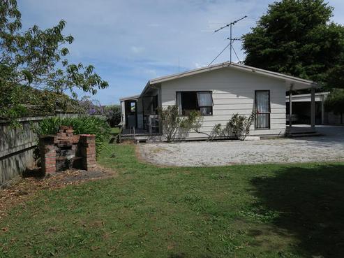 10 Riperata Street, Riverdale