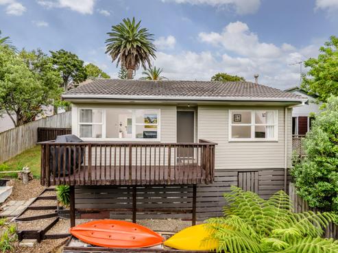 3/649 Beach Road, Rothesay Bay