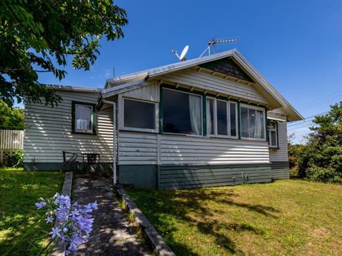 33 Cutfield Road, New Plymouth Central