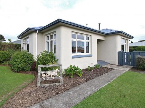 686 Tay Street, Hawthorndale