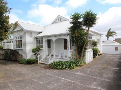 111 Jervois Road, Herne Bay