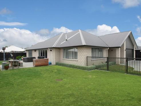 5A Kowhai Drive, Cambridge