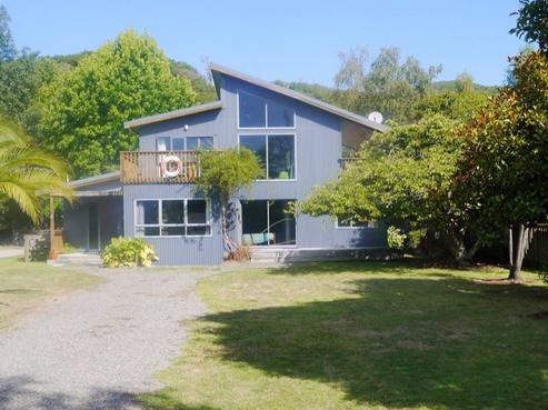 3 Pearce Place, Kinloch