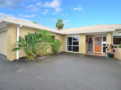 12 Settlers Grove, Orewa
