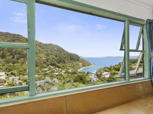 44 Waitohu Road, York Bay