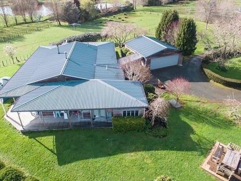 80 Blackbridge Road, Dairy Flat