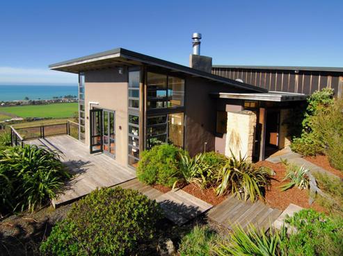 17 Kaimata Road, Bay View
