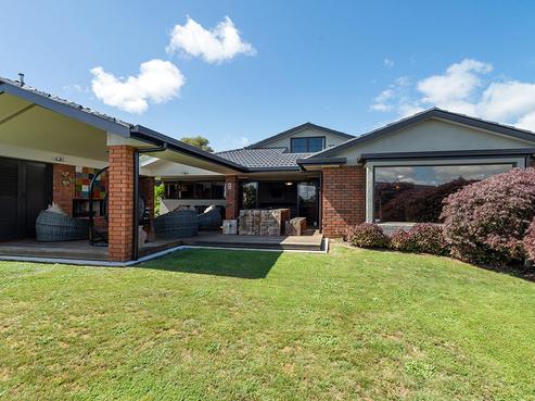 1 Janet Place, Lynmore