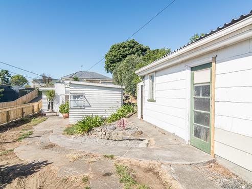 23 Sweetman Avenue, Paraparaumu Beach