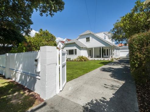 28 Hinau Street, Woburn