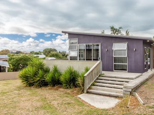 1 Henderson Street, Otane