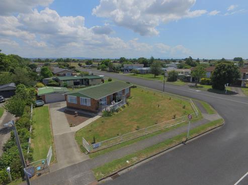 15 Paul Drive, Ngatea