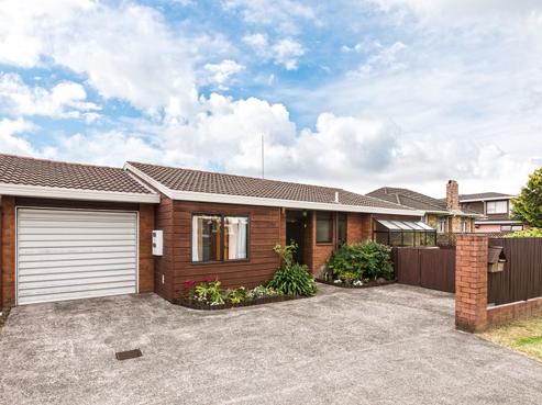4166 Great North Road, Glendene