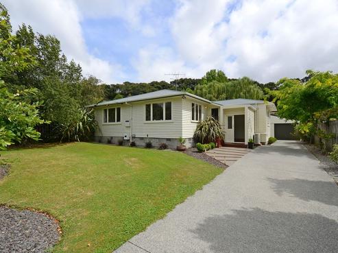 6 Pinehaven Road, Pinehaven