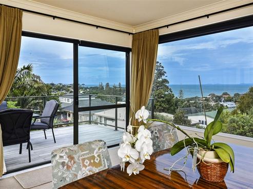 67A Deep Creek Road, Waiake