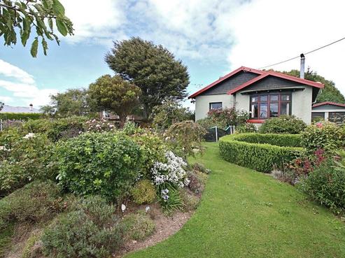 107 Ball Street, Kingswell