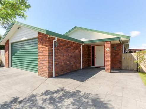 15 Ballantrae Place, Highlands Park