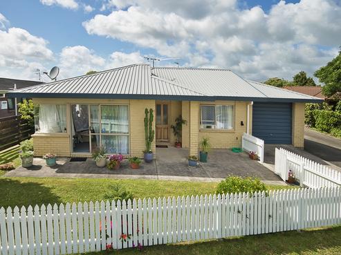 14 Churchill Terrace, Waiuku