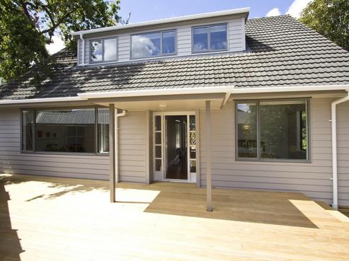 785 High Street, Boulcott