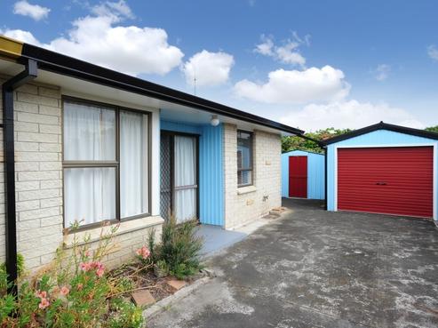 4/813 Ferguson Street, Akina