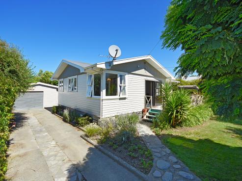 46 Lord Rutherford Road North, Brightwater