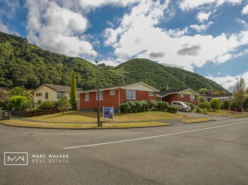 1 Fremont Grove, Totara Park