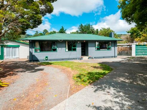 13 Walker Grove, Stokes Valley