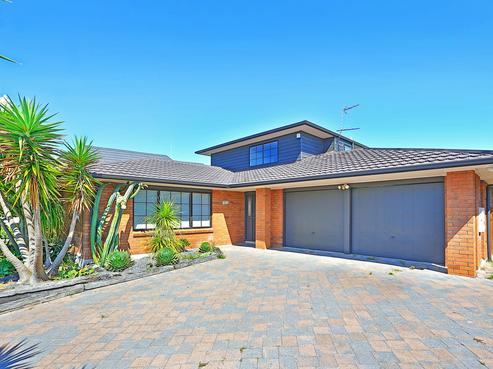 32 Crescent Hills Court, Northpark
