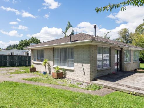 184 Sunset Road, Mangakakahi