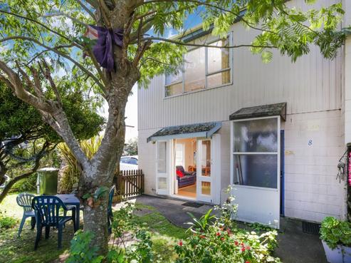 8/55 Point Chevalier Road, Point Chevalier