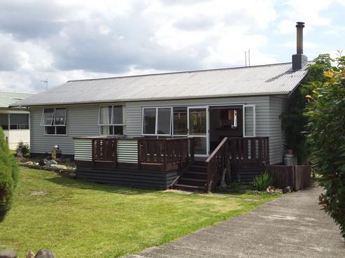 74 Thames Road, Paeroa