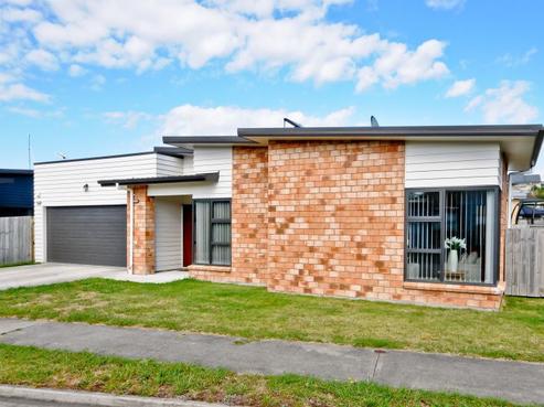 26 Christobel Circle, Huntington
